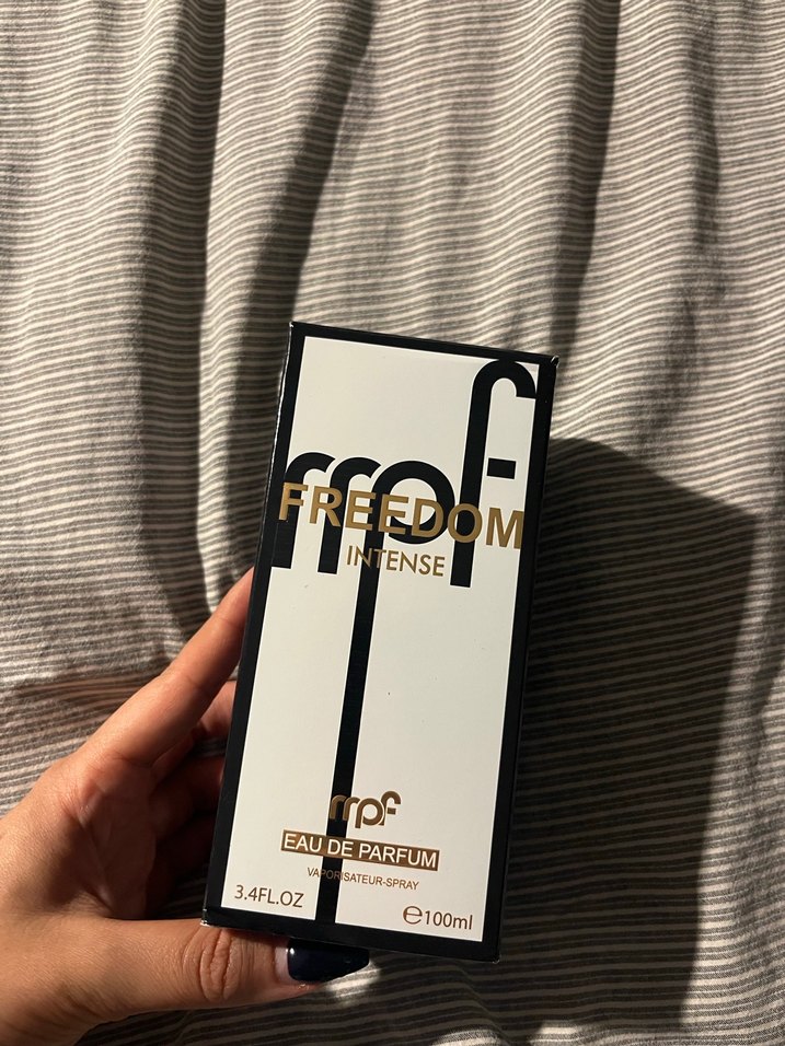 Freedom Intense Kadın Parfümü - Görsel 2