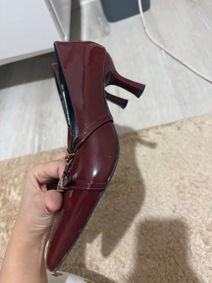 Bordo Rugan Kemer Detaylı Stiletto - Görsel 2