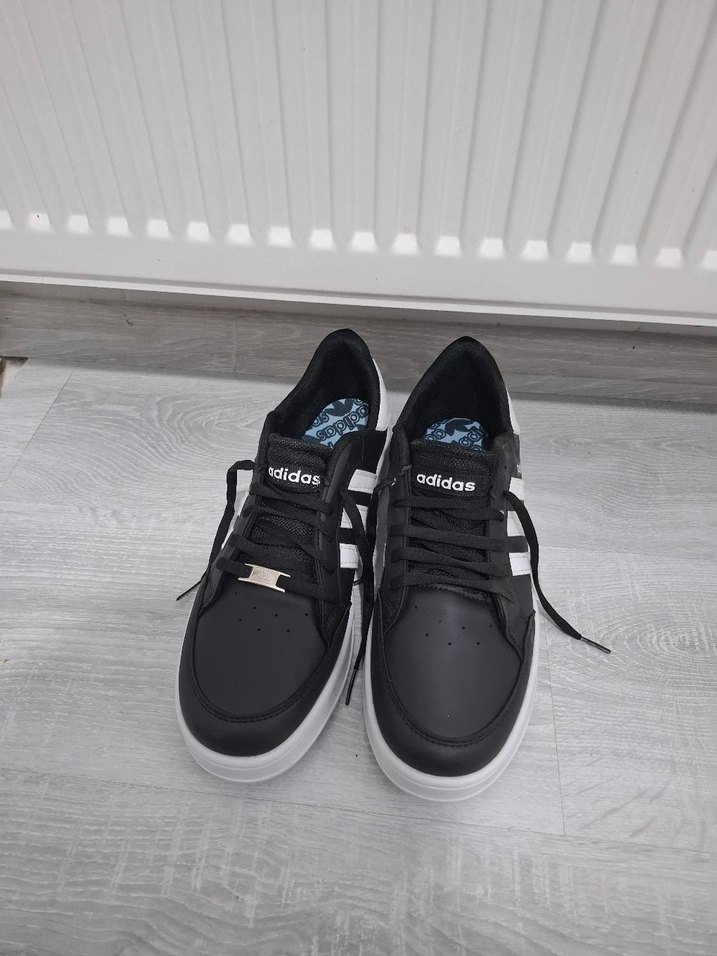 Adidas ayakkabı - Görsel 2