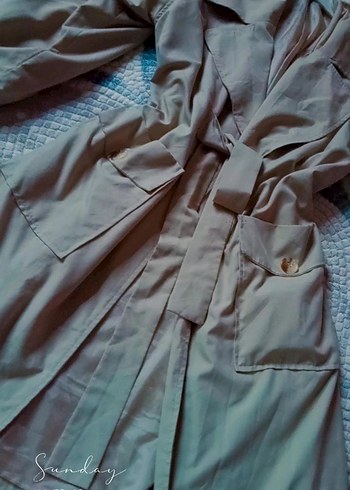 Bej Uzun Kesim Düğmeli Kadın Trençkot - Görsel 2