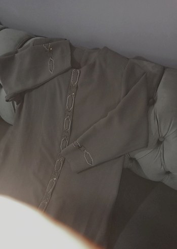 Zincir Detaylı Bej ferace - Görsel 7