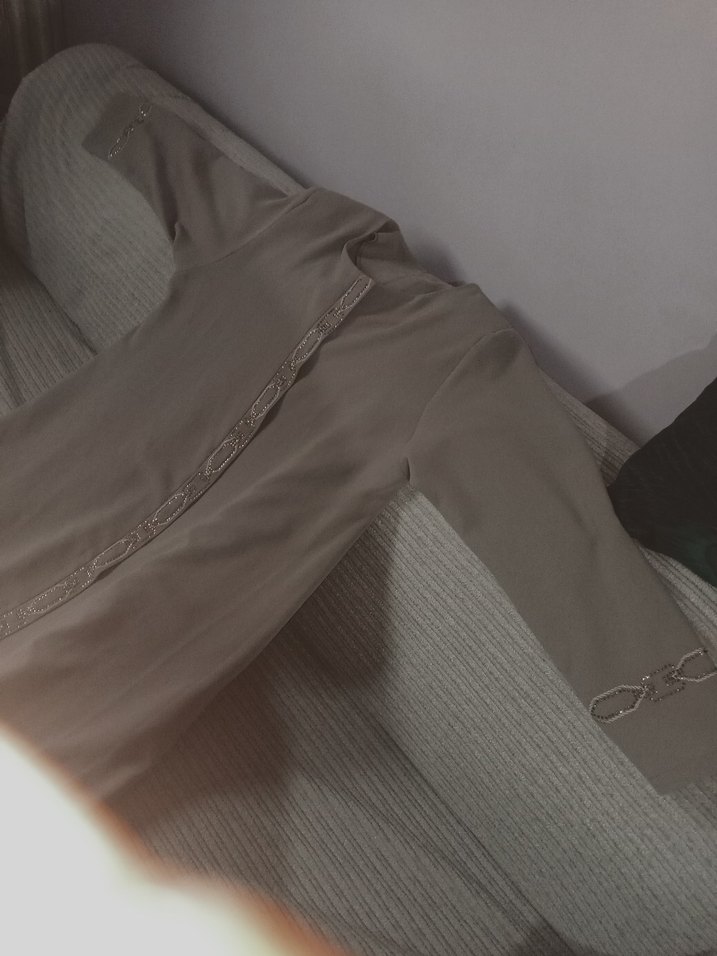 Zincir Detaylı Bej ferace - Görsel 5