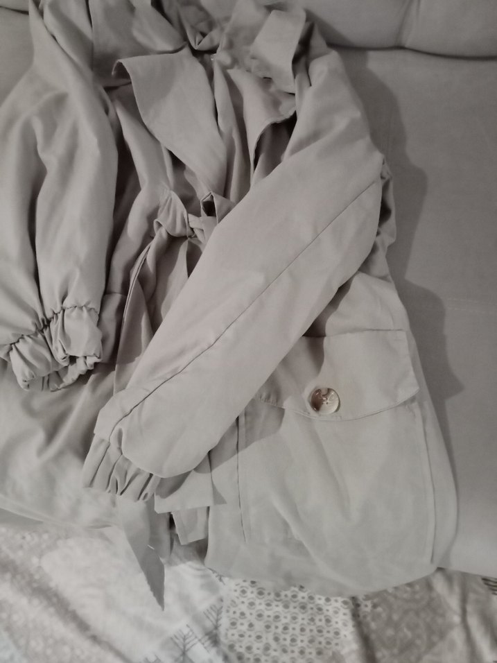 Kadın Bej Uzun Keten Trençkot - Görsel 2