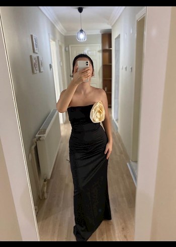 Diğer EYYO Siyah Straplez gül detaylı abiye