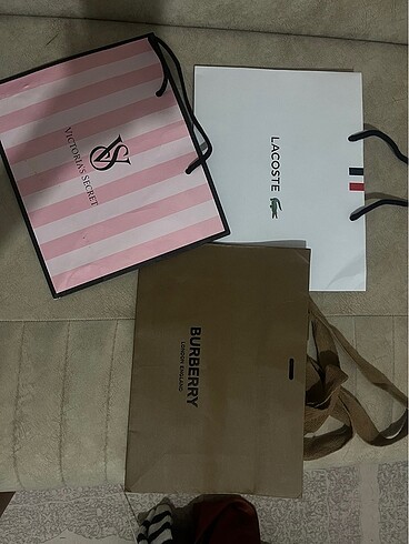 VİCTORİA SECRET LACOSTE BURBERRY BOŞ POŞET ÇANTA