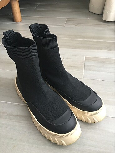 Zara kumaş bot
