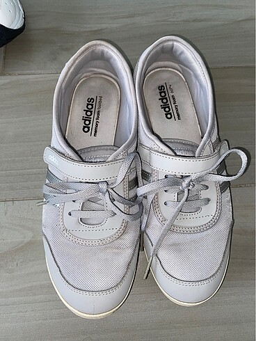 Adidas spor ayakkabı