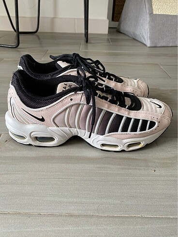 Nike spor ayakkabı