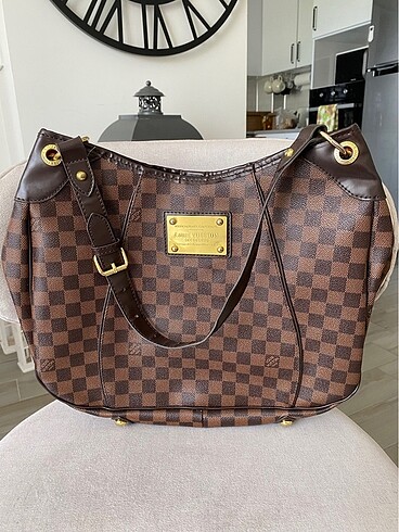 Louis vuitton kol çanta