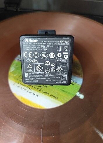 Nikon EH-69P şarj adaptörü fotoğraf maki