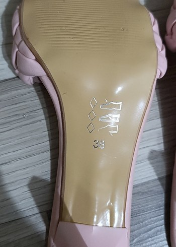 Topuklu Terlik - Görsel 4