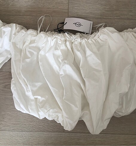 s Beden Stradivarius crop balon bluz