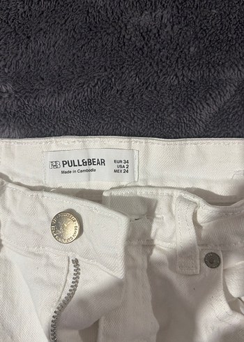 Beyaz Mini Kadın Denim Şort - Görsel 4