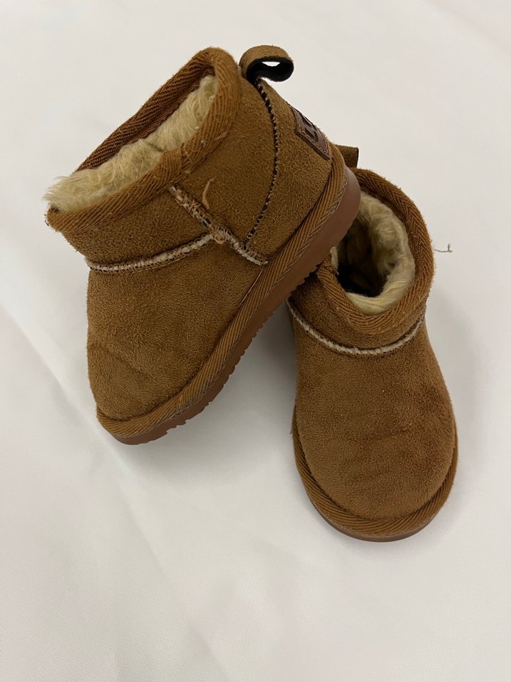 Kahverengi Kürklü kız çocuk botu - Görsel 3