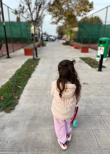 Kapüşonlu Bebek Kız Şişme Mont - Görsel 3