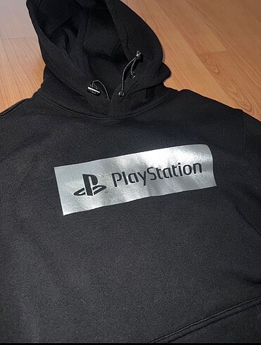 H&M H&M PlayStation Sweatshirt