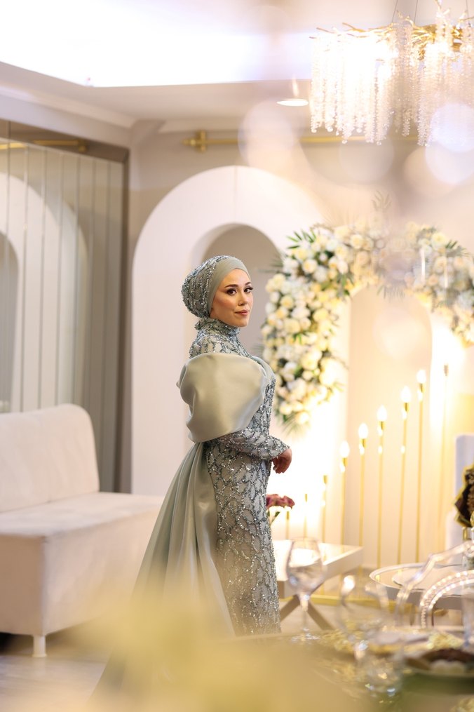 Uzun Kollu Yüksek Yakalı Turkuaz  Nişan Elbisesi - Görsel 2