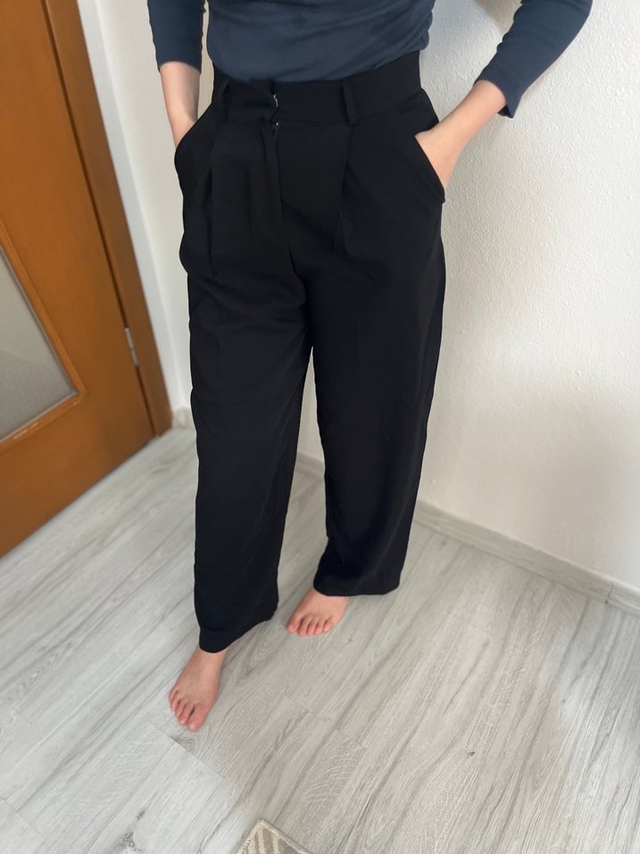 Siyah Rahat Kesim Kadın Kumaş Pantolon - Görsel 2