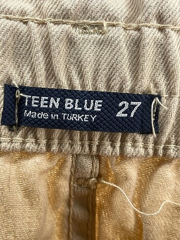 27 Beden çeşitli Renk Vintage Love Mini Şort %70 İndirimli.
