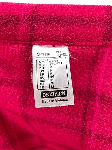 m Beden pembe Renk Decathlon Ceket %70 İndirimli.