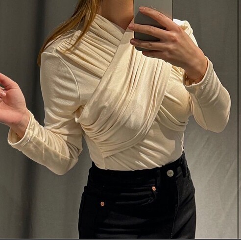 H&M bluz