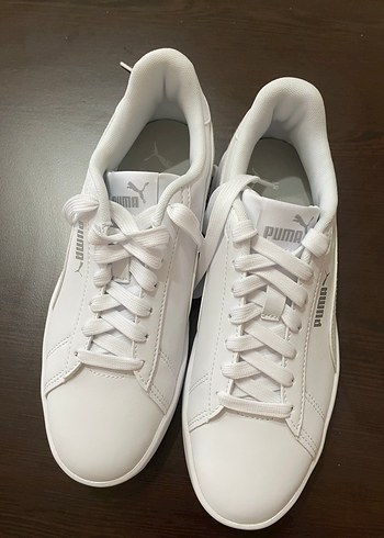 Orijinal Beyaz Puma Bağcıklı Kadın Spor Ayakkabı
