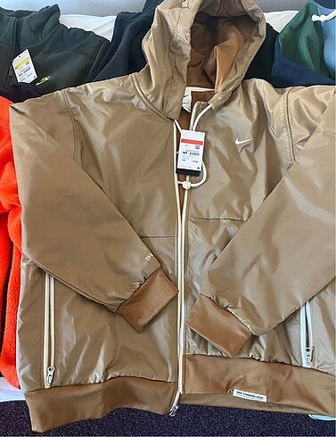 Nike Therma Fit Ceket