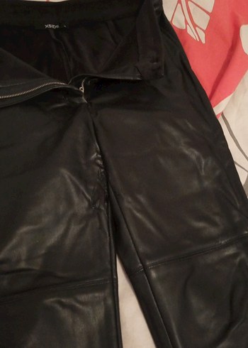 Siyah Deri Kadın Pantolon - Görsel 4