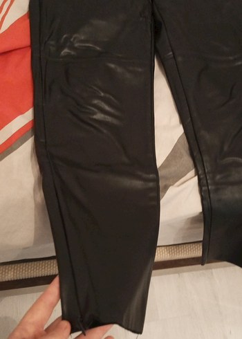 Siyah Deri Kadın Pantolon - Görsel 2
