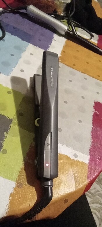 Remington Saç düzleştirici 