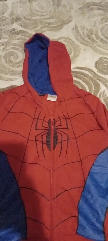7 Yaş Beden kırmızı Renk 6-7 yaş fermuarlı erkek sweatshirt