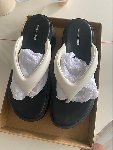 Urban Outfitters urban outfitters platform terlik