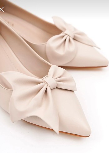 Bej Fiyonklu Kadın Klasik Topuklu Ayakkabı - Görsel 3