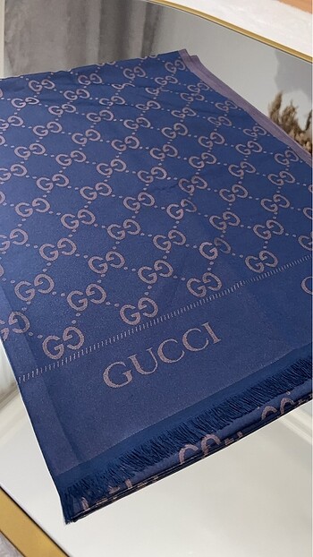 Gucci İpeksi Pamuklu Şal