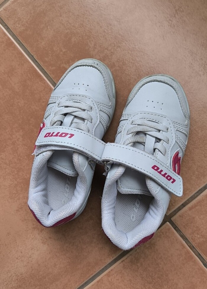 Lotto spor ayakkabı 27 no - Görsel 2