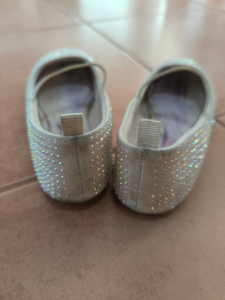 Kız Çocuk Beyaz Payetli Babet - Görsel 5