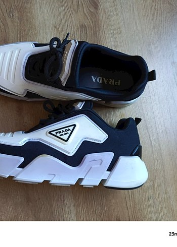 Orijinal Prada Milano Spor Ayakkabı 43 Numara 