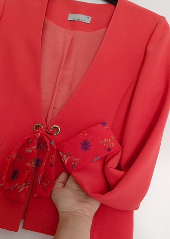Diğer Kırmızı İşlemeli Mini Kadın Blazer Ceket