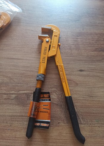 Boru anahtarı 1 inç