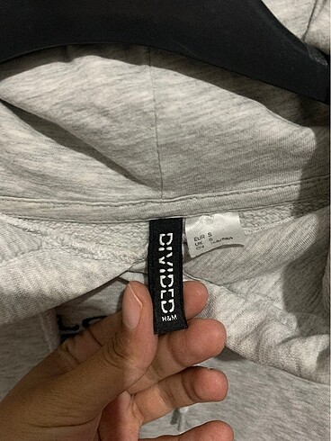 H&M H&M gri kazak