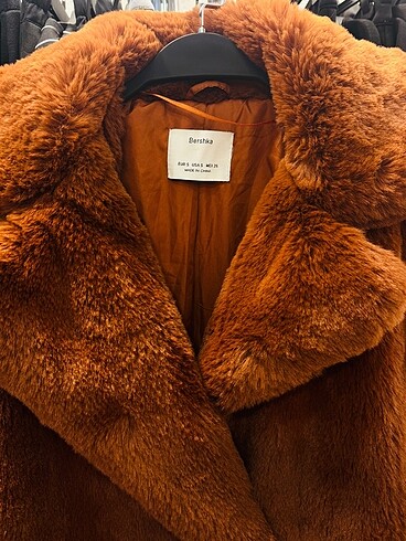 Bershka Bershka peluş kürk