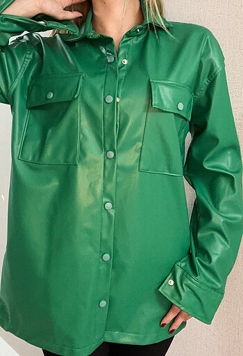 m Beden yeşil Renk Deri Kadın Gömlek