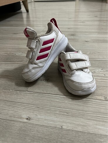 Adidas kız spor ayakkabı