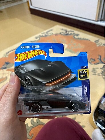 Çeşitli hot wheels araba