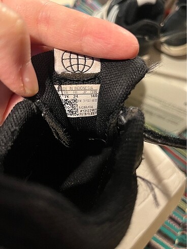 24 Beden Adidas bebek ayakkabısı