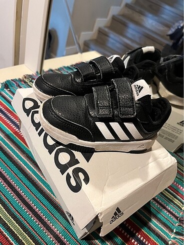 Adidas bebek ayakkabısı