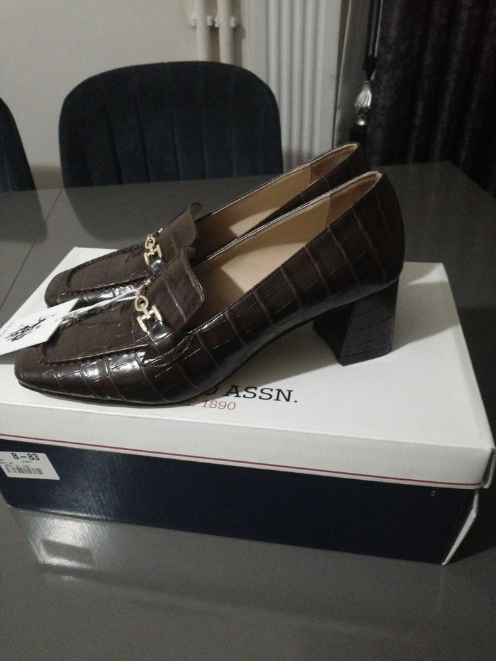 Kahverengi Klasik Kadın Deri Topuklu Ayakkabı - Görsel 2