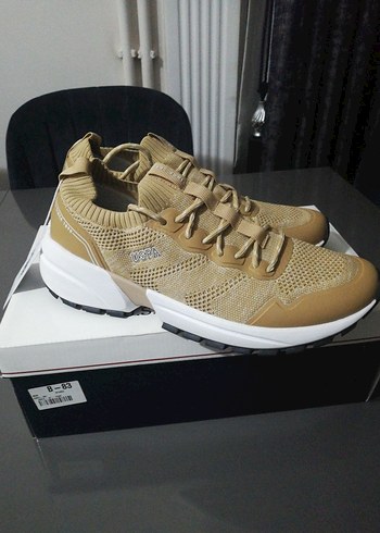 Bej Bağcıklı Erkek Spor Ayakkabı - Görsel 2