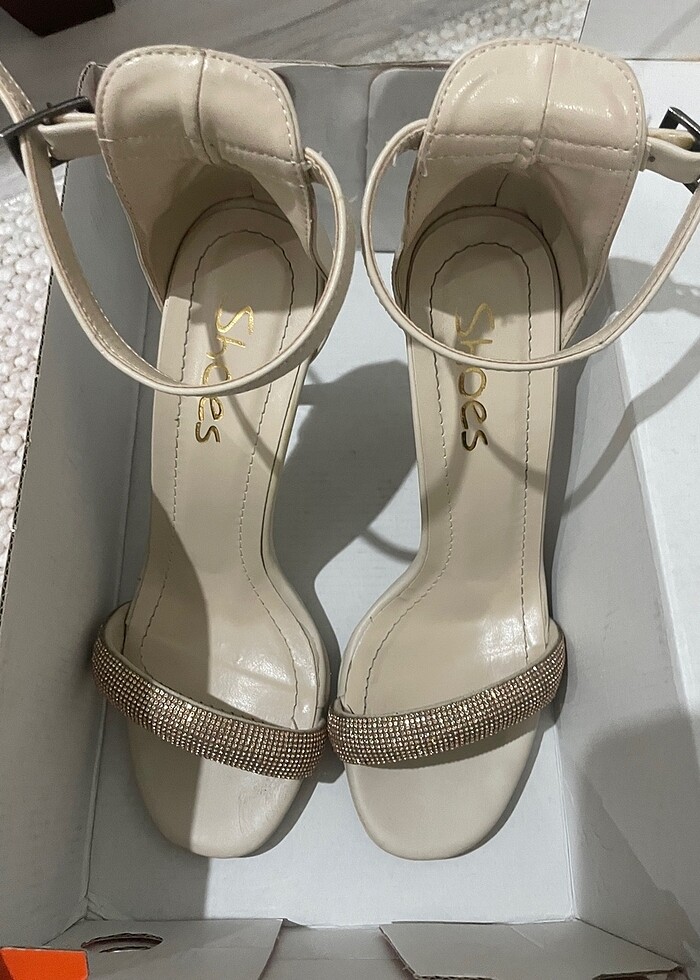 İnce topuk abiye ayakkabı - Görsel 4