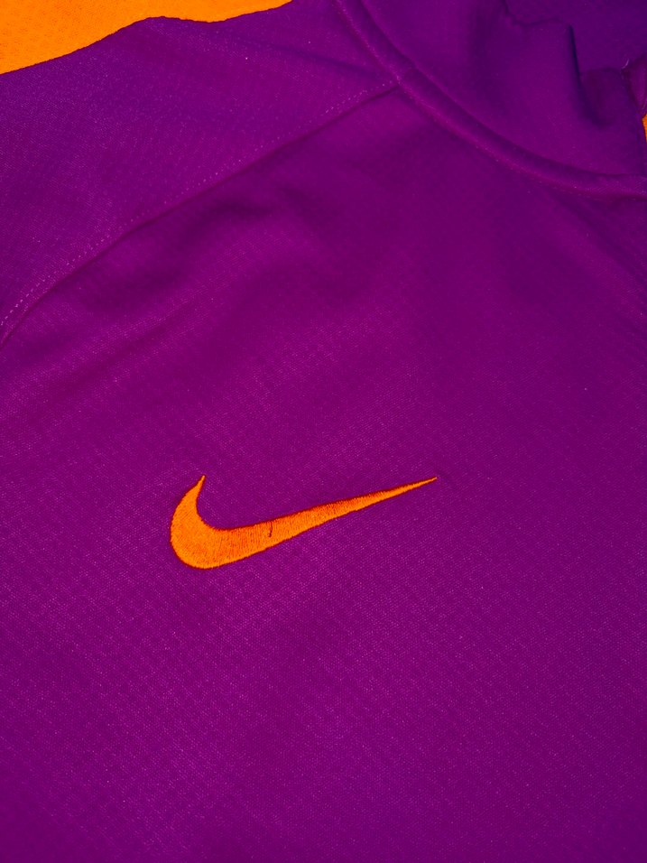 Galatasaray Mor Nike Yarım Fermuarlı Spor Üst — görsel 6/8